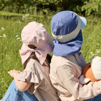 Cappelli con protezione per il collo