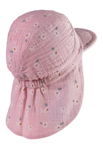 Cap with neck protection