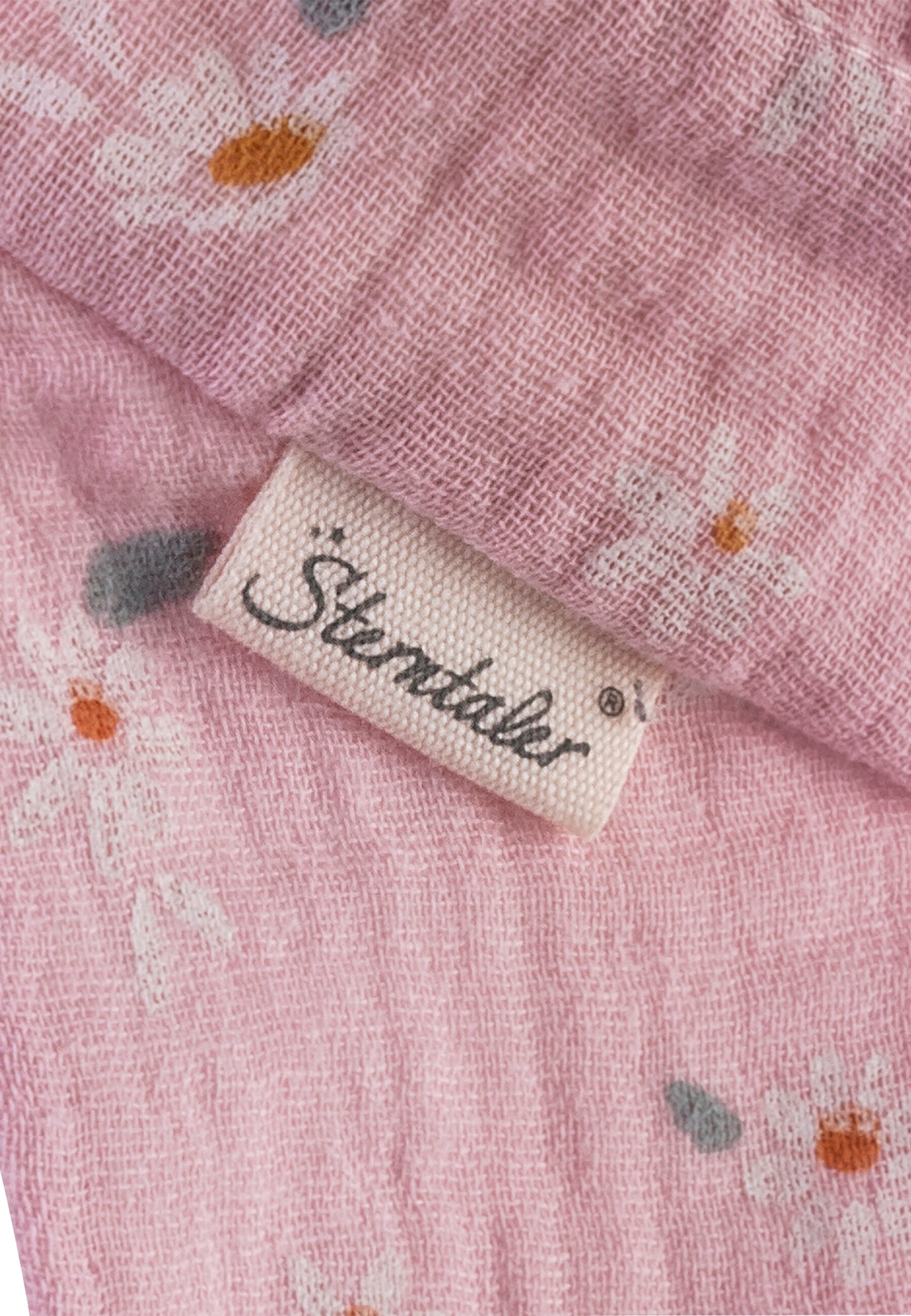 Cap with neck protection