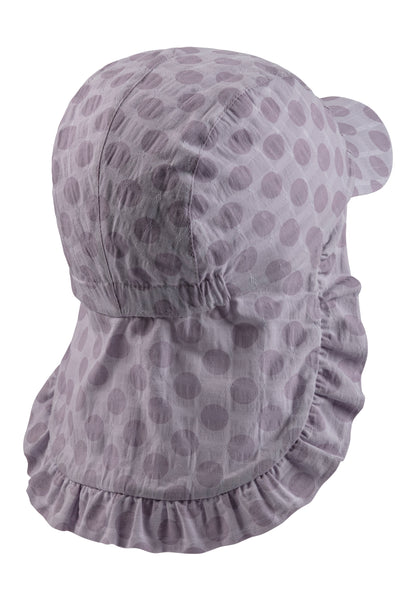 Hat with visor and neckflap
