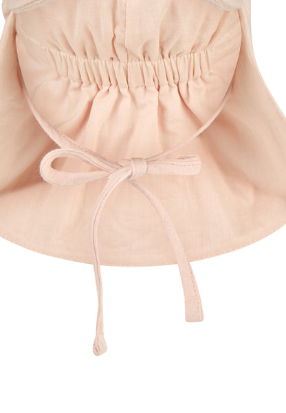 Cap with neck protection