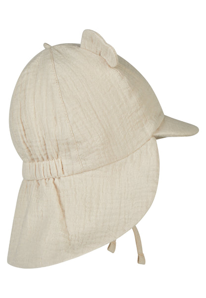 Hat with visor and neckflap