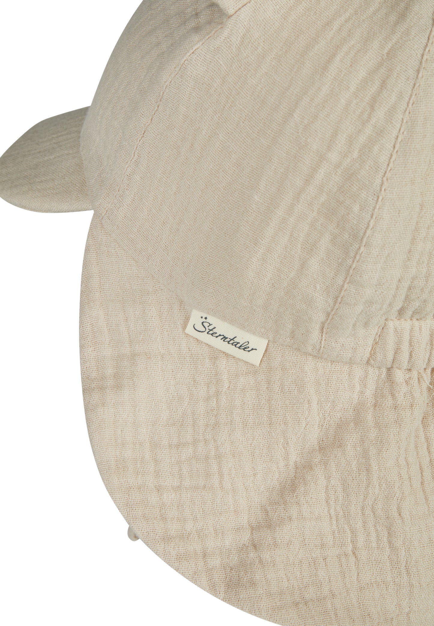 Hat with visor and neckflap