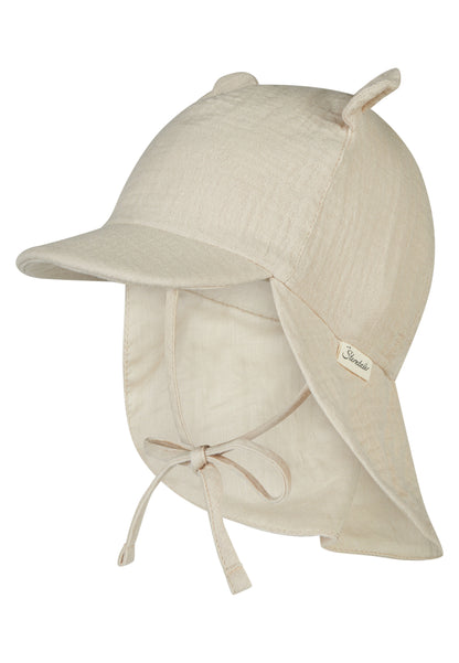 Hat with visor and neckflap