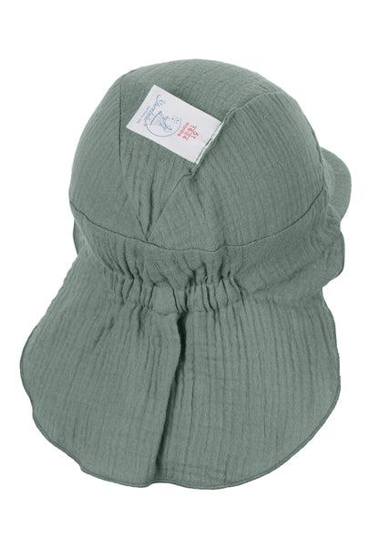 Gorra visera con cubre nuca 