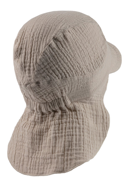 Gorra visera con cubre nuca 
