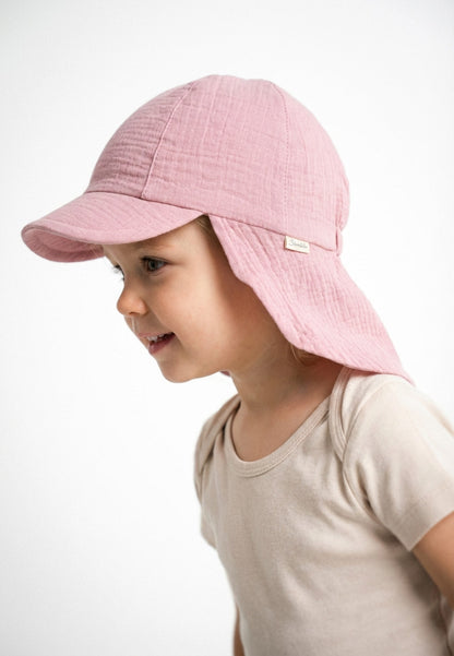 Gorra con protección para el cuello