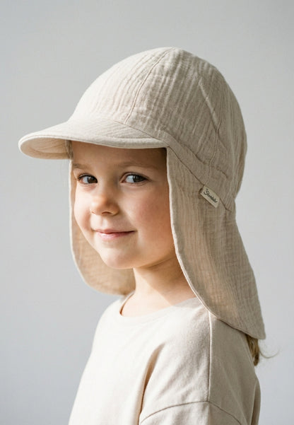 Gorra con protección para el cuello