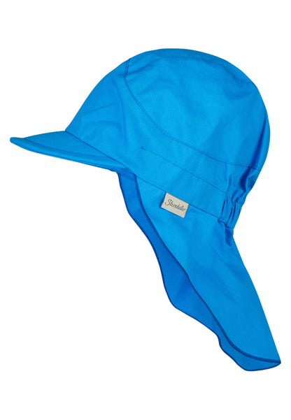Hat with visor and neckflap