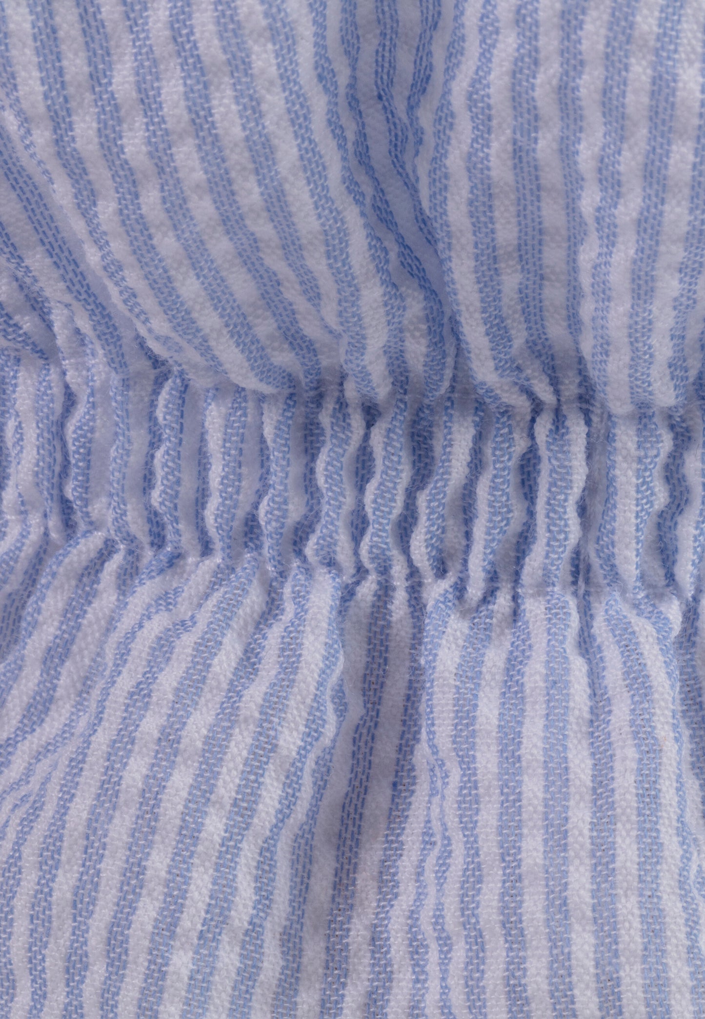 Gorra con visera y protección para el cuello