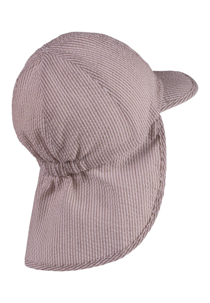 Hat with visor and neckflap
