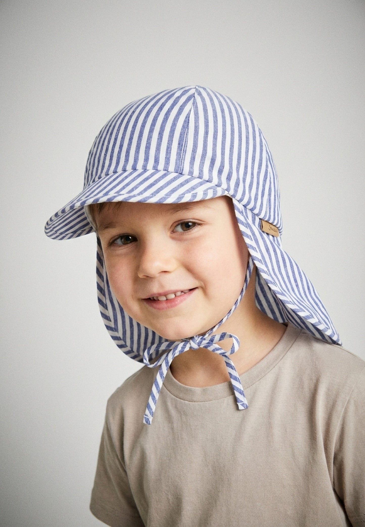 Casquette saharienne cache-nuque