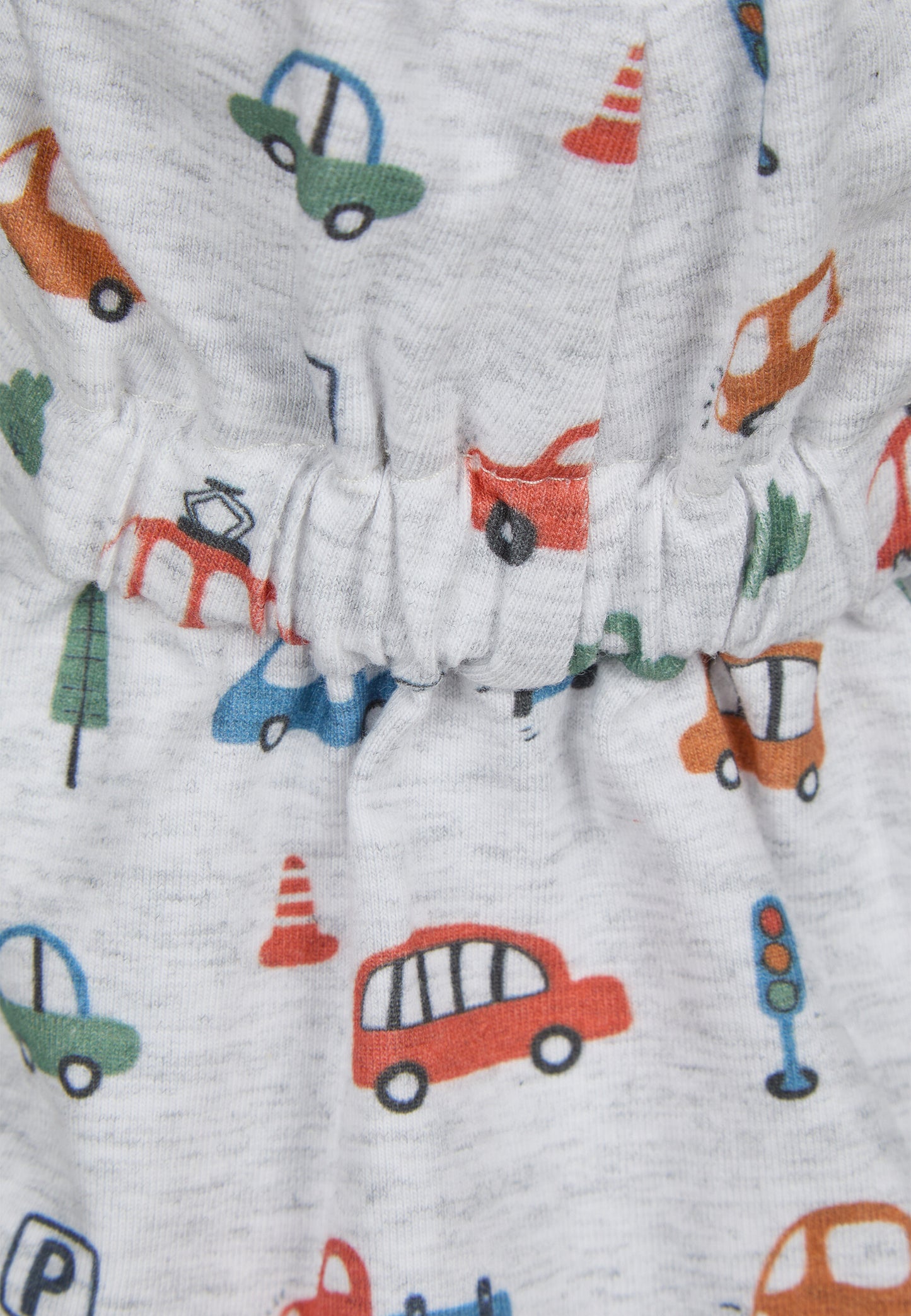 Cap with neck protection