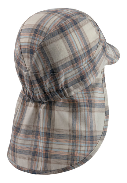 Hat with visor and neckflap
