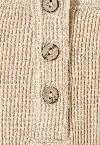 Short-sleeve shirt