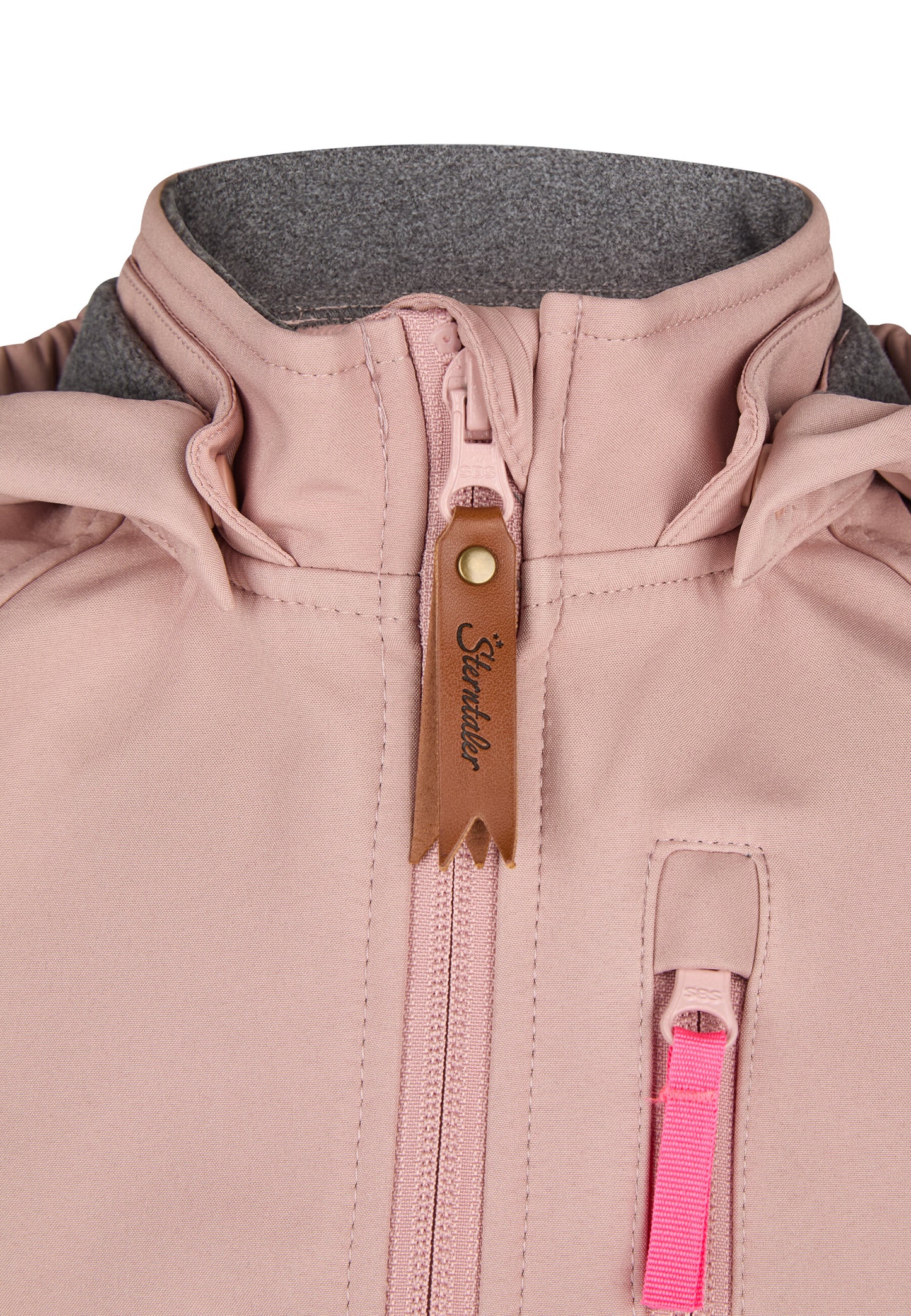 Chaqueta con capucha