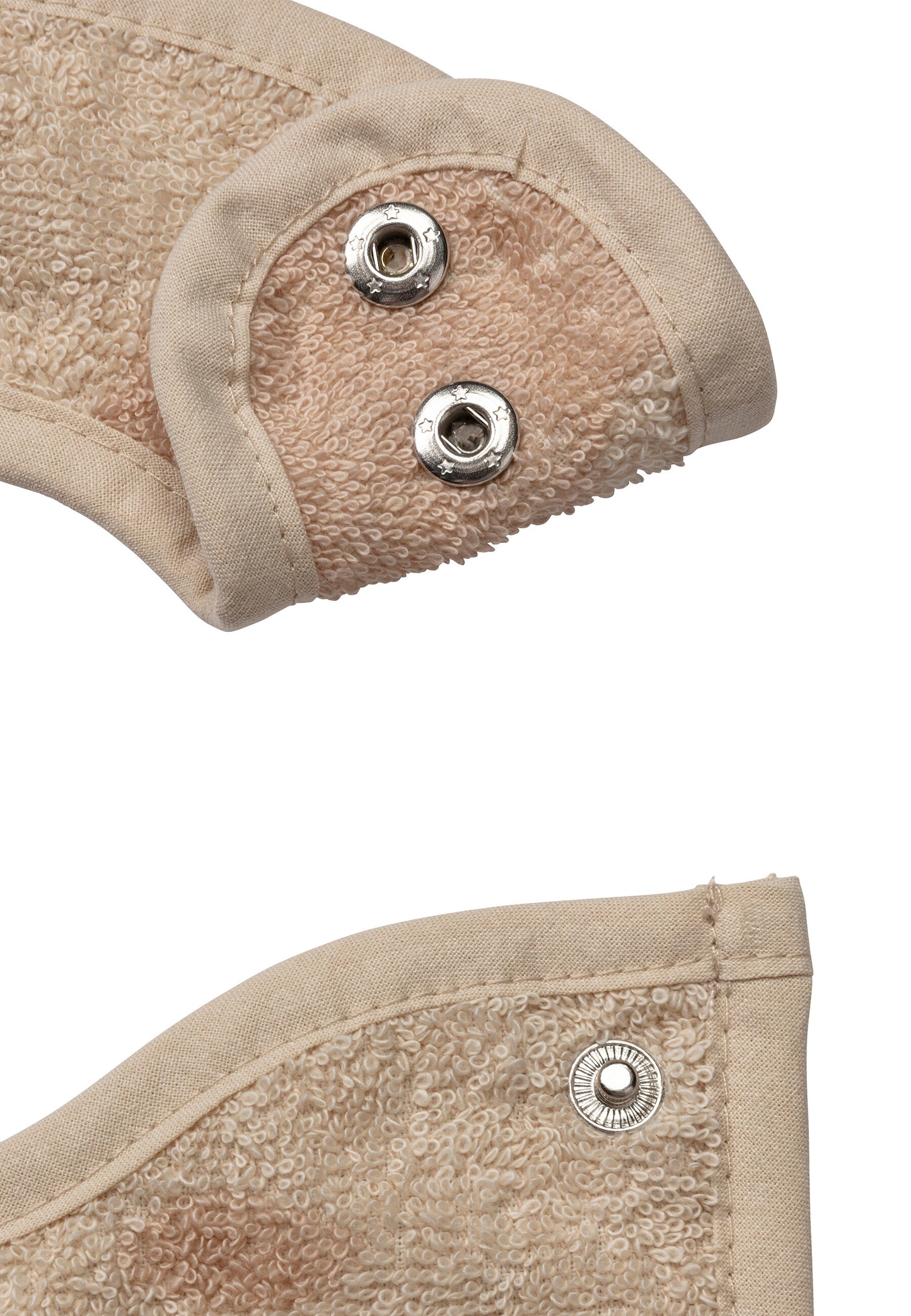 Babero con botón a presión