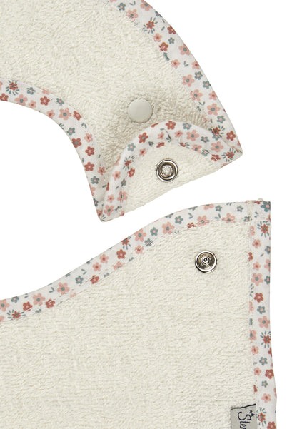 Babero con botón a presión