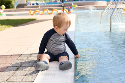 Long-sleeved bathing shirt