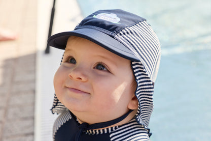 Casquette à visière avec protection de nuque