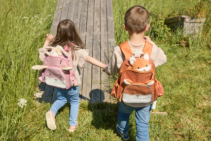 Children's backpack with cooling function