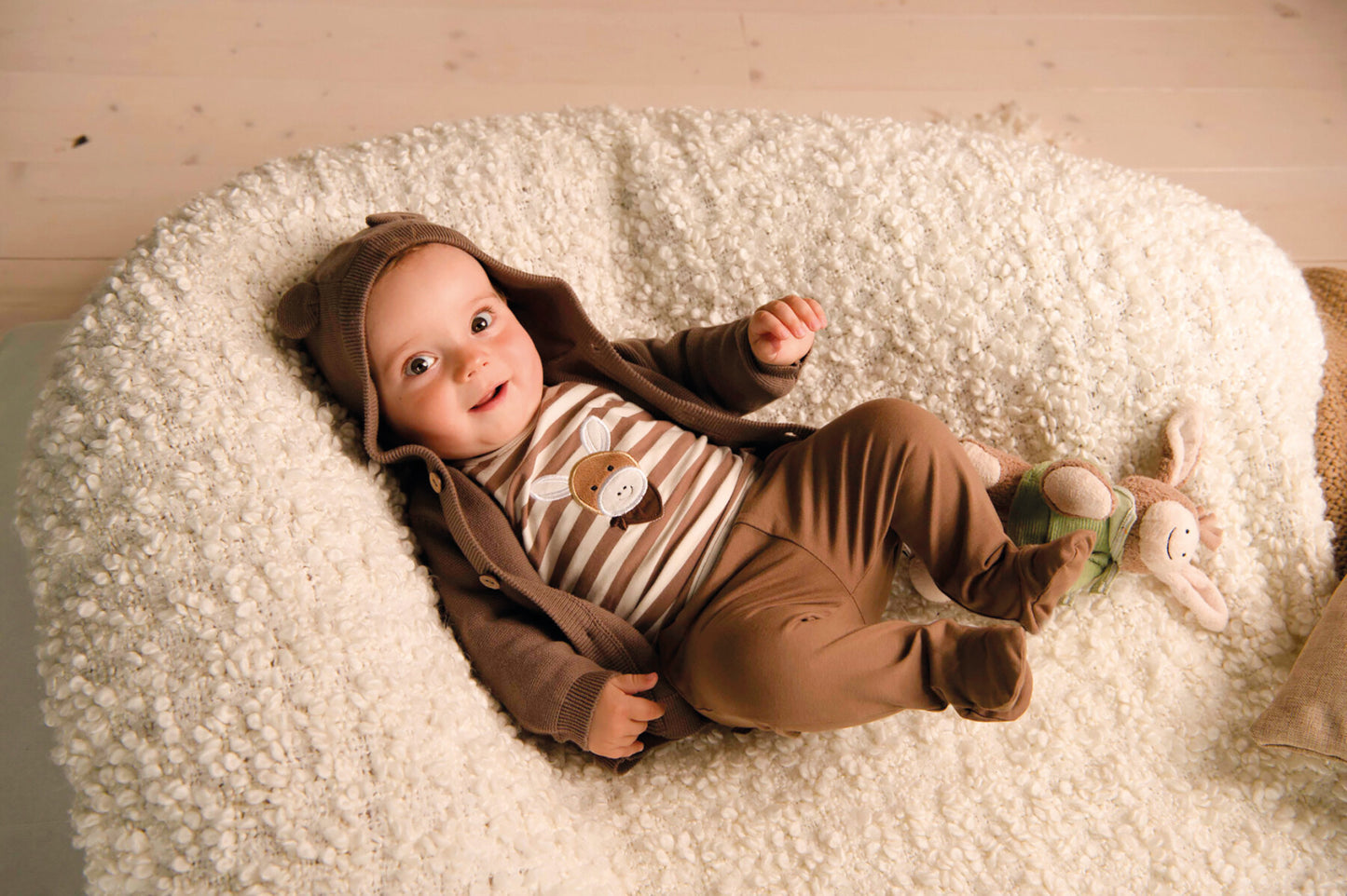 Shirt and trousers set